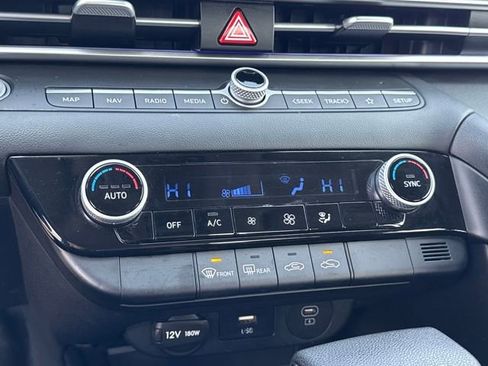 Certified 2024 Hyundai Elantra SEL image 22