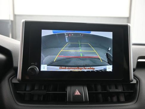 Used 2024 Toyota RAV4 LE image 19