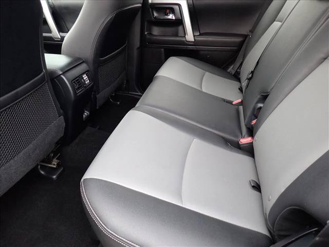 Used 2020 Toyota 4Runner SR5 Premium w/ Moonroof Package AWD/4WD image 8