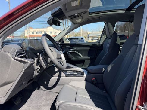 New 2025 Audi Q5 Prestige AWD/4WD image 15