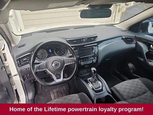 Used 2021 Nissan Rogue Sport SV image 6