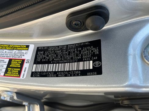 Used 2021 Toyota Camry LE w/ Carpet Mat Package (TMS) image 25