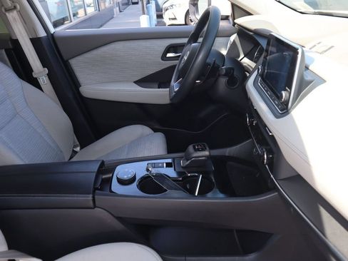 Certified 2023 Nissan Rogue SV AWD/4WD image 25