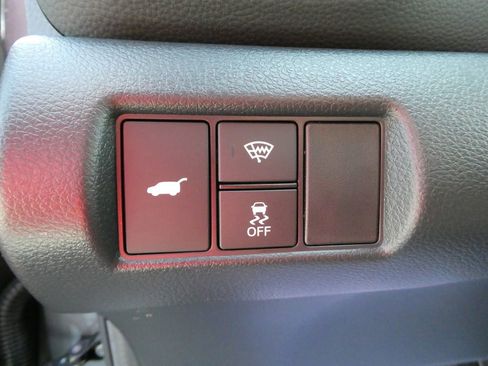 Used 2025 Honda Pilot Black Edition image 30