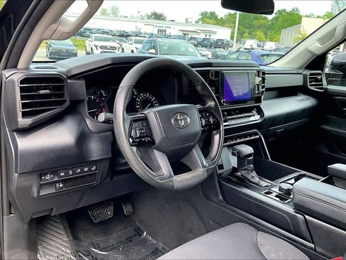 Used 2023 Toyota Tundra SR5 w/ SR5 Convenience Package AWD/4WD image 17