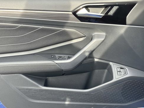 Used 2022 Volkswagen Jetta SEL image 17