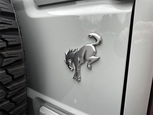 Certified 2024 Ford Bronco Big Bend w/ Sasquatch Package image 43