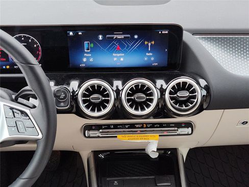 New 2026 Mercedes-Benz GLA 250 image 18