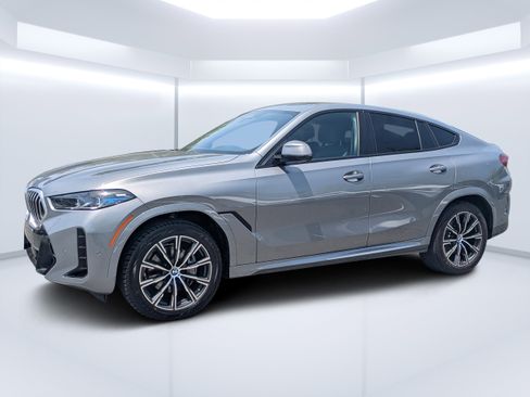 Used 2025 BMW X6 xDrive40i AWD/4WD image 7