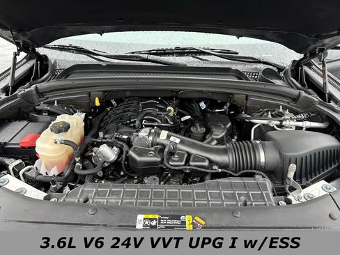 Used 2022 Jeep Grand Cherokee L Limited image 12