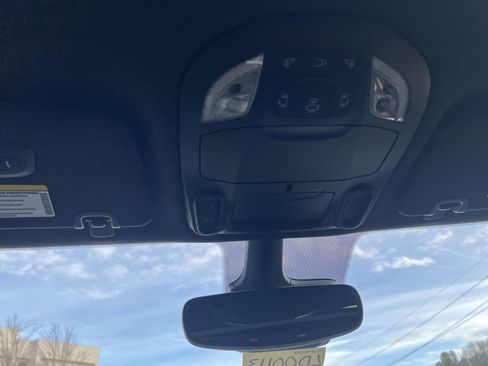 New 2026 Chrysler Pacifica Select image 27