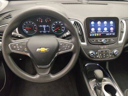 Used 2024 Chevrolet Malibu LT FWD image 22
