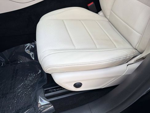 Certified 2024 Mercedes-Benz GLE 450e 4MATIC image 18