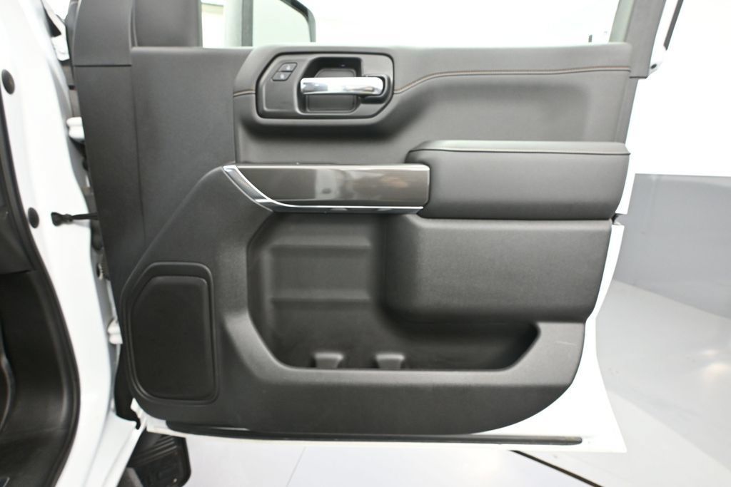 Used 2022 GMC Sierra 2500 AT4 w/ Snow Plow Prep/Camper Package AWD/4WD image 36