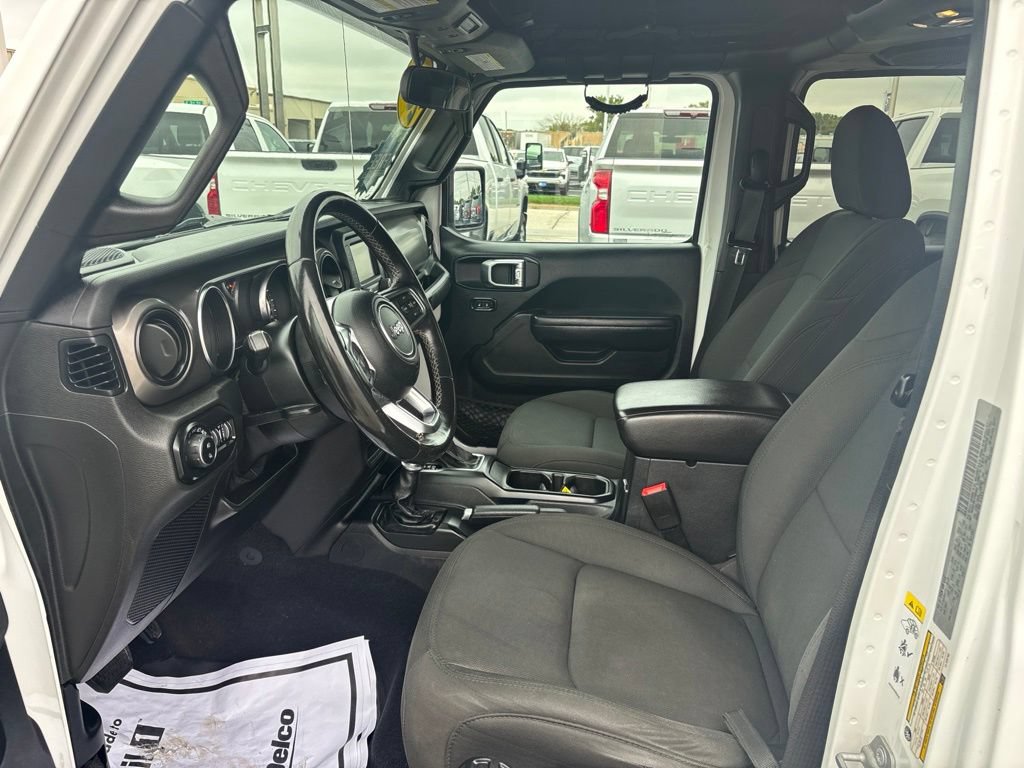 Used 2020 Jeep Gladiator Sport w/ Quick Order Package 24S AWD/4WD image 16