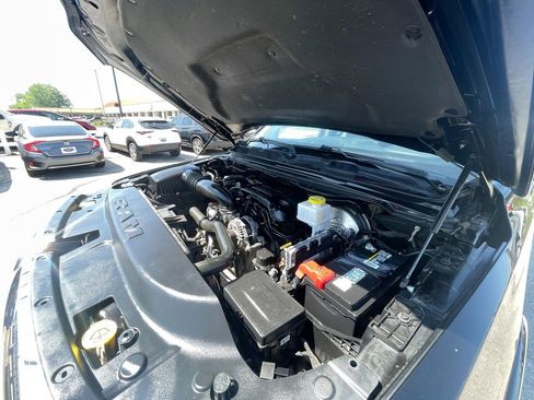 Used 2019 RAM 1500 Laramie RWD image 22