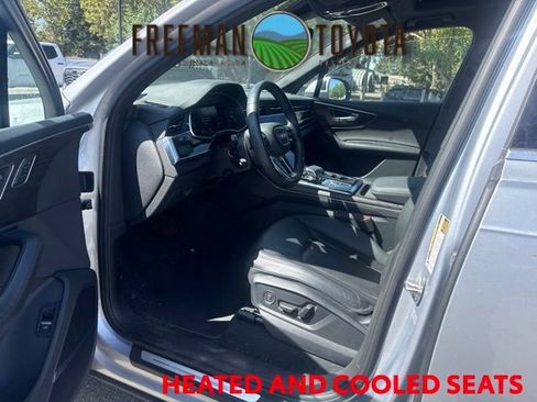 Used 2022 Audi Q7 3.0T Premium Plus w/ Premium Plus Package AWD/4WD image 7
