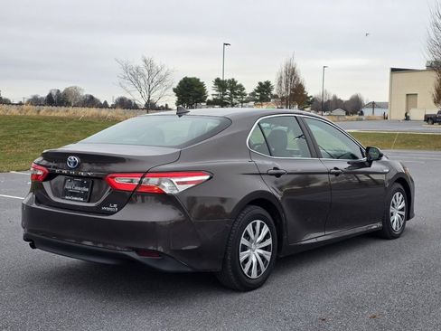 Used 2019 Toyota Camry LE image 7