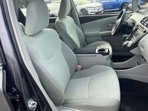Used 2012 Toyota Prius V Three FWD image 15