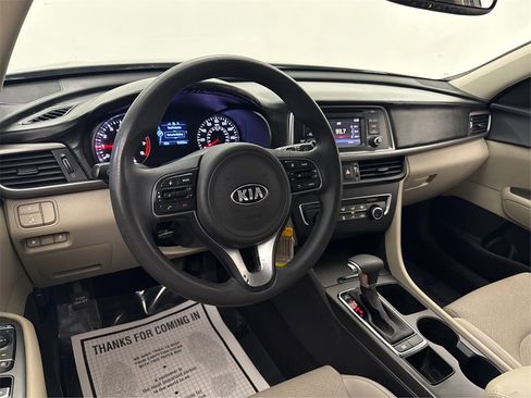 Used 2016 Kia Optima LX w/ LX Convenience Package image 38