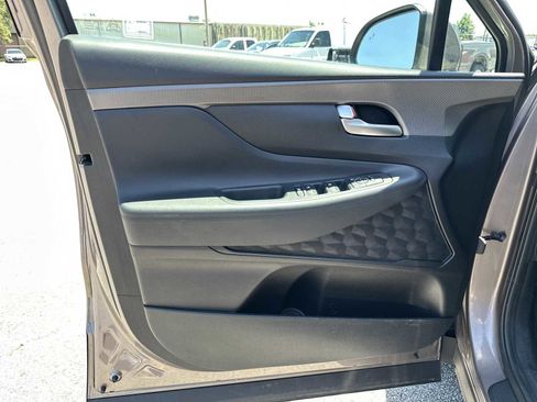 Used 2019 Hyundai Santa Fe SE FWD image 14