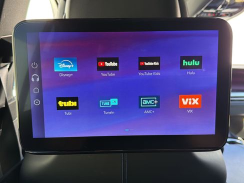 New 2026 Cadillac Escalade IQ Sport 1 w/ LPO, Floor Liner Package image 31