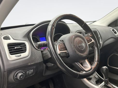 Used 2020 Jeep Compass Latitude w/ Cold Weather Group image 7