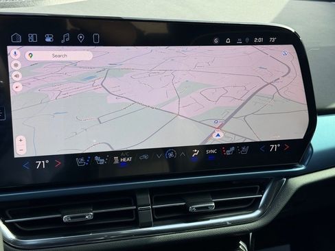 New 2026 Chevrolet Equinox EV LT image 18