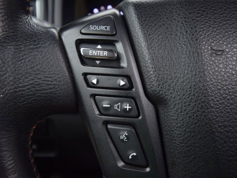 Used 2020 Nissan Titan PRO-4X w/ Pro-4x Convenience Package image 41