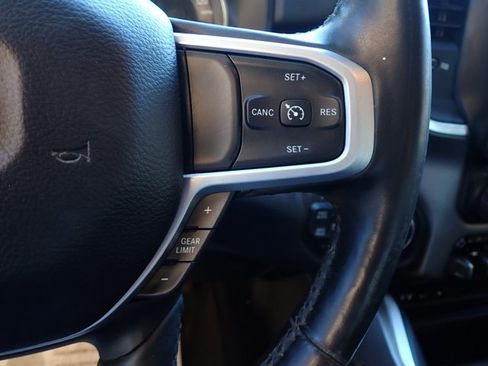 Used 2019 RAM 1500 Big Horn AWD/4WD image 14