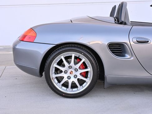 Used 2001 Porsche Boxster S RWD image 28
