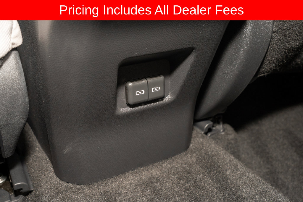 Used 2022 Toyota RAV4 XLE FWD image 7