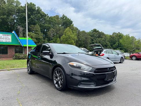 Used 2015 Dodge Dart SE w/ Convenience Group FWD image 3