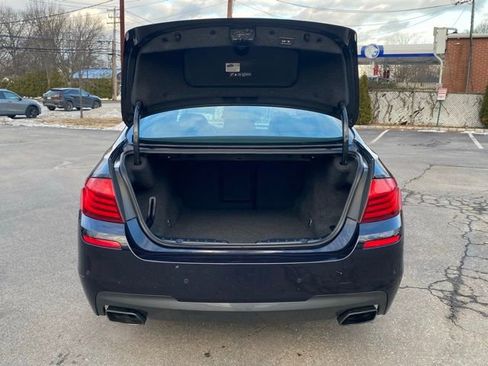 Used 2016 BMW 550i xDrive Sedan image 9