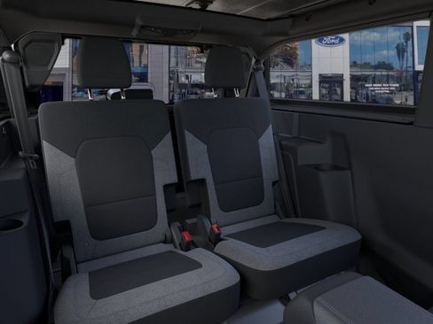 New 2026 Ford Bronco 2-Door w/ Sasquatch Package AWD/4WD image 11