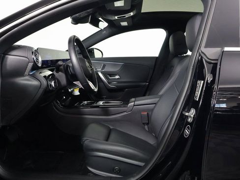 Certified 2025 Mercedes-Benz CLA 250 image 10