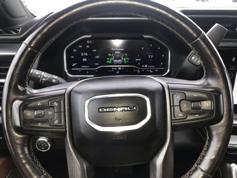Used 2024 GMC Sierra 3500 Denali Ultimate AWD/4WD image 14