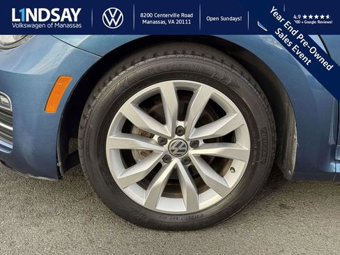 Used 2017 Volkswagen Beetle 1.8T Classic image 8