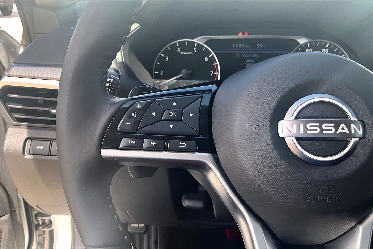Used 2023 Nissan Altima 2.5 SR FWD image 20