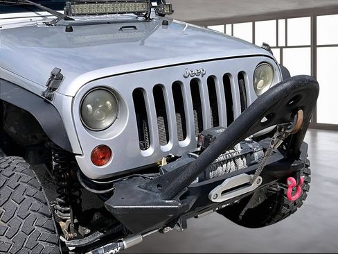 Used 2011 Jeep Wrangler Sport AWD/4WD image 27