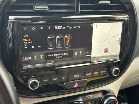 Used 2022 Kia Soul EX FWD image 17