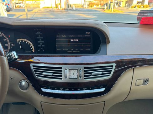 Used 2009 Mercedes-Benz S 550 image 28