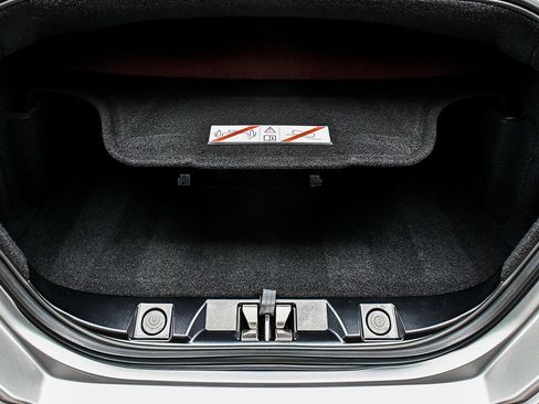 Used 2025 Ferrari Roma Spider RWD image 38