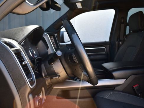 Used 2022 RAM 1500 Big Horn AWD/4WD image 46