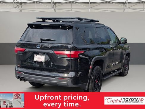 Used 2023 Toyota Sequoia TRD Pro AWD/4WD image 7