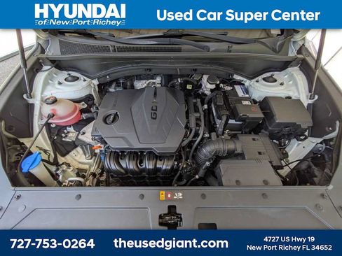Used 2021 Hyundai Santa Fe SE w/ Cargo Package FWD image 13