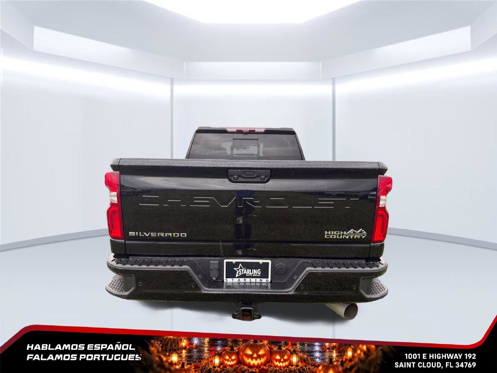 Used 2023 Chevrolet Silverado 2500 High Country w/ Z71 Off-Road Package AWD/4WD image 4