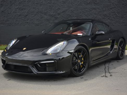 Used 2015 Porsche Cayman GTS RWD image 1