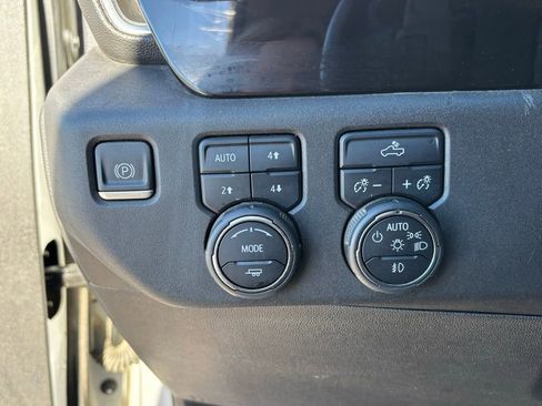 Used 2022 Chevrolet Silverado 1500 LT Trail Boss w/ Protection Package image 25