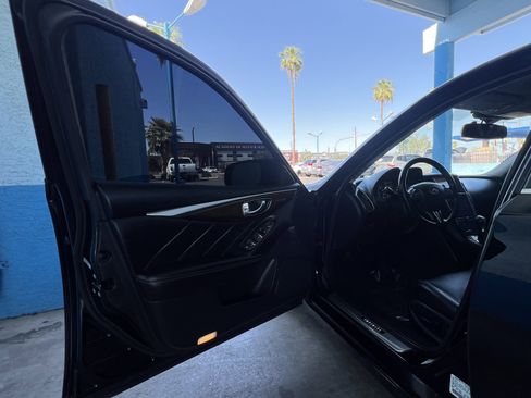 Used 2015 INFINITI Q50 Premium w/ Technology Package image 9